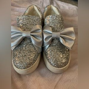 Sequin bow sneakers size 8